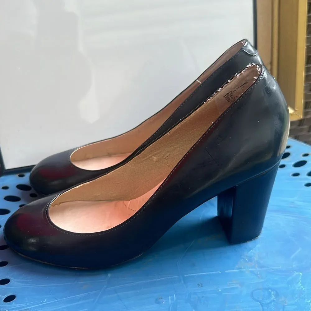 Lands End heels size 7